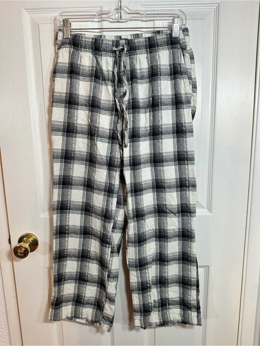 Women’s Gap Black and White Plaid Drawstring Lounge Pants
